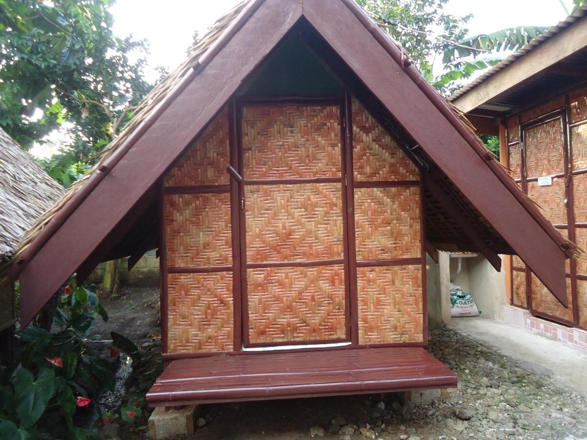 Lhoyjean Garden Hostel Batuan Екстер'єр фото