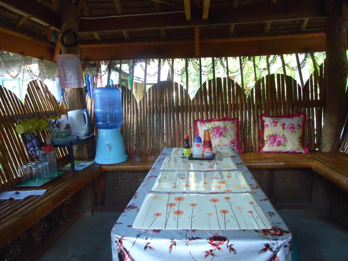 Lhoyjean Garden Hostel Batuan Екстер'єр фото