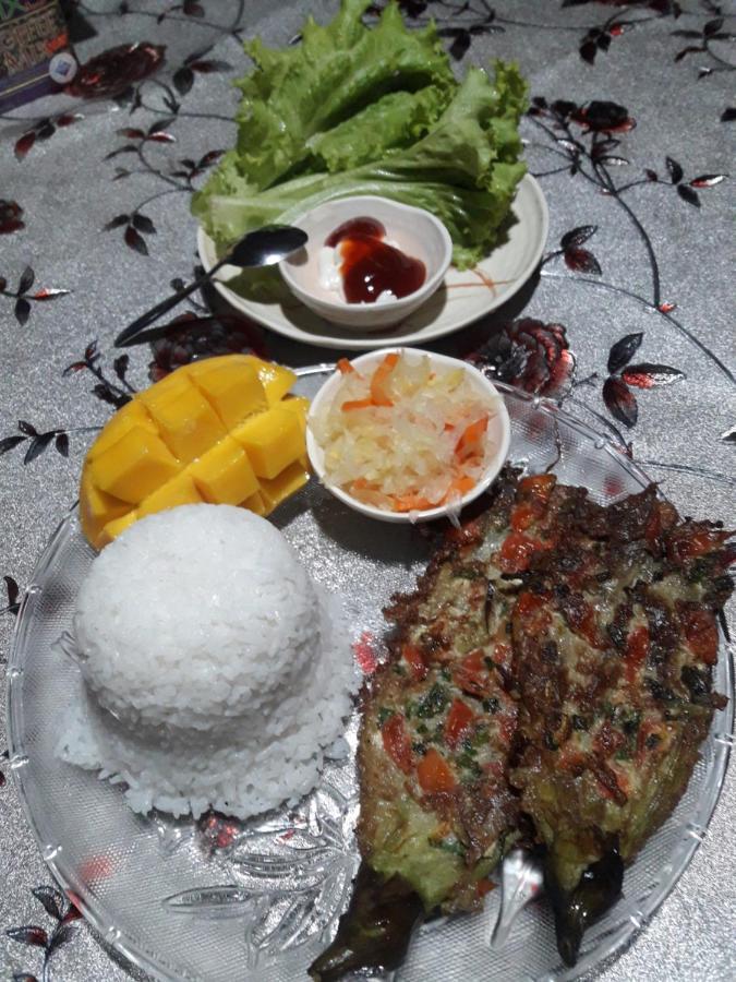 Lhoyjean Garden Hostel Batuan Екстер'єр фото