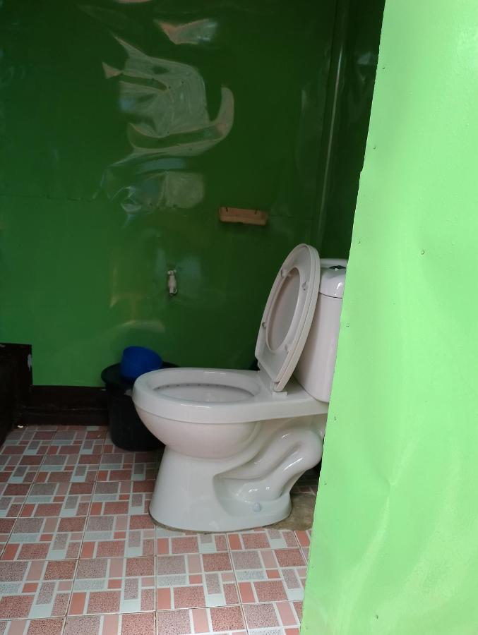 Lhoyjean Garden Hostel Batuan Екстер'єр фото