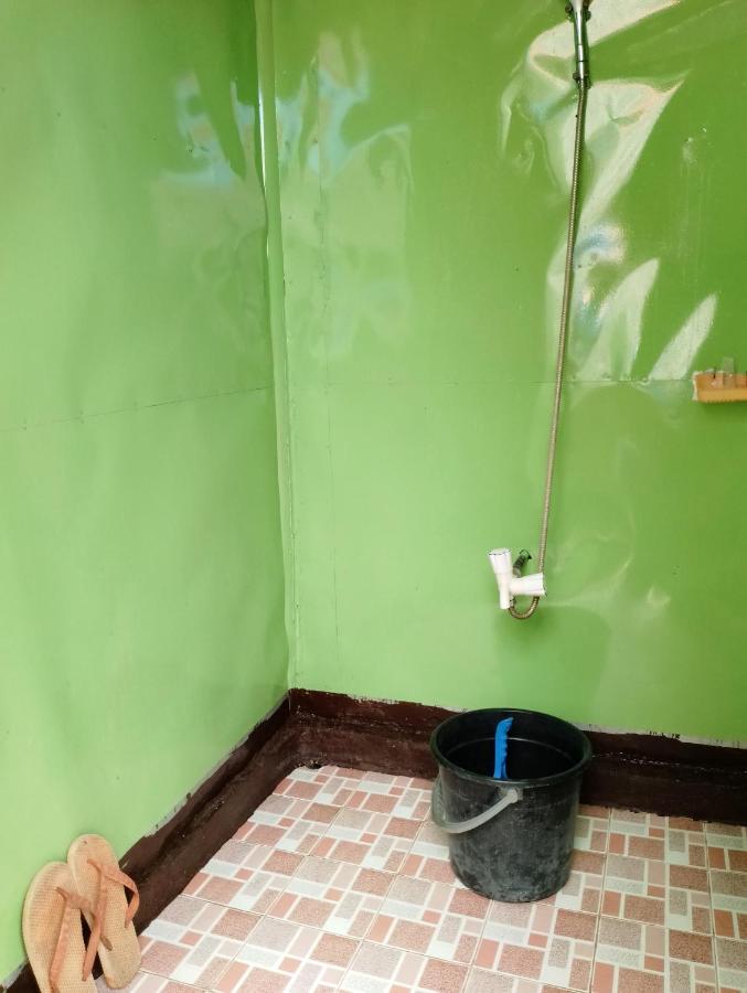 Lhoyjean Garden Hostel Batuan Екстер'єр фото
